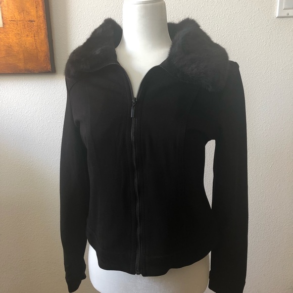 Bisou Bisou Jackets & Blazers - 🧜🏼‍♀️Bisou Bisou Black Moto Jacket w/Faux Fur